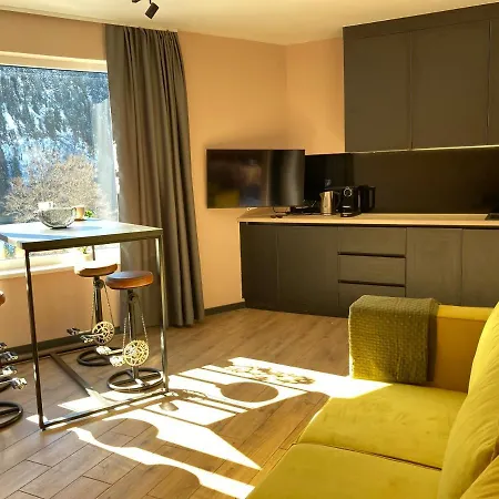 Nivalis Hill Τζαχορίνα